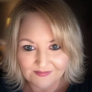 Meet your Posher, Marinda